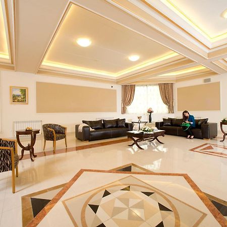 Liqaa Hotel Beirut Eksteriør billede