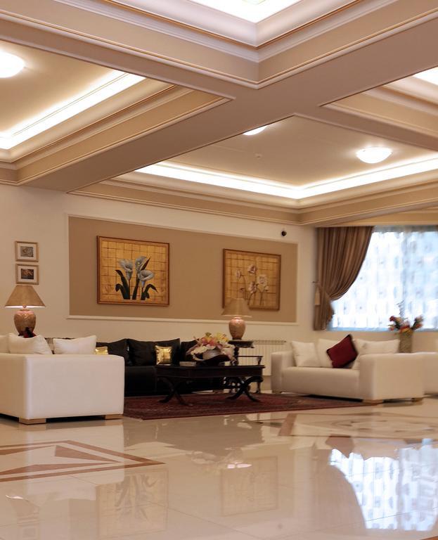 Liqaa Hotel Beirut Eksteriør billede