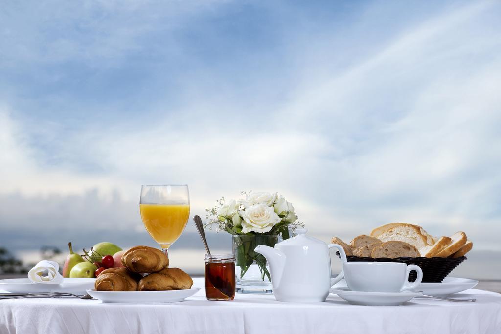Liqaa Hotel Beirut Eksteriør billede