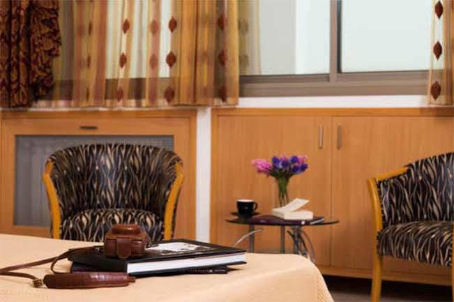 Liqaa Hotel Beirut Eksteriør billede